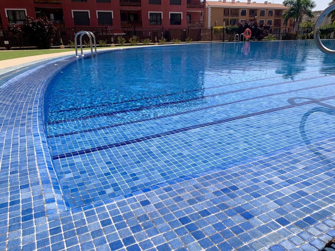 Luminoso y Elegante, piscinas y pistas de pádel Palm-mar Exterior foto