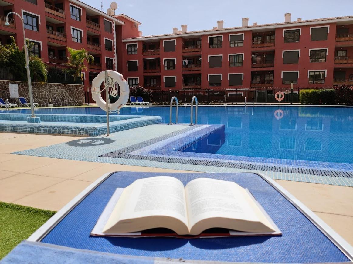 Luminoso y Elegante, piscinas y pistas de pádel Palm-mar Exterior foto